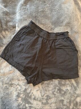 EUC aerie Pool to Party Lightweight Gauze Black Summer Shorts Size M